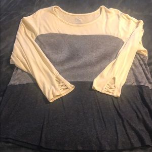 Maurices sweater! Size 3! Super comfy